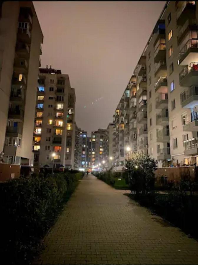 Rose Garden Colentina Lägenhet Bukarest Exteriör bild